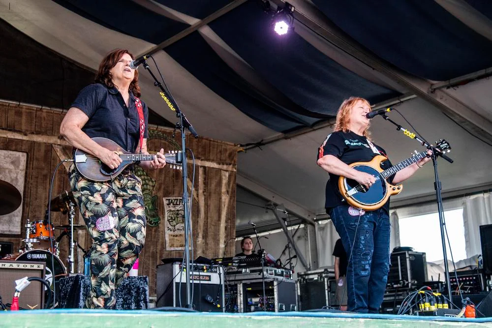 Indigo Girls in concert